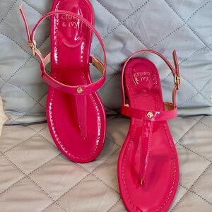 Crown & Ivy Women's Pink Sandals